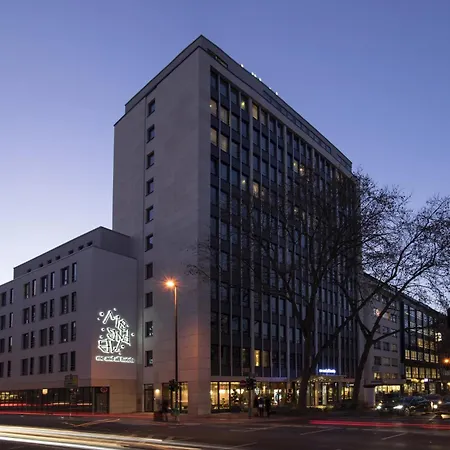 Hotel Me And Dusseldorf, By Hyatt 4*