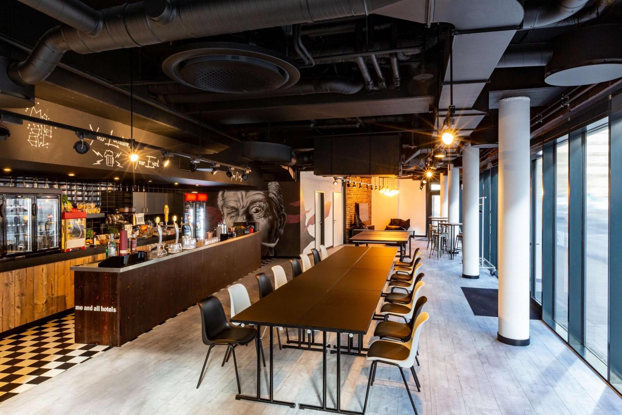 Hotel Me And Dusseldorf, By Hyatt