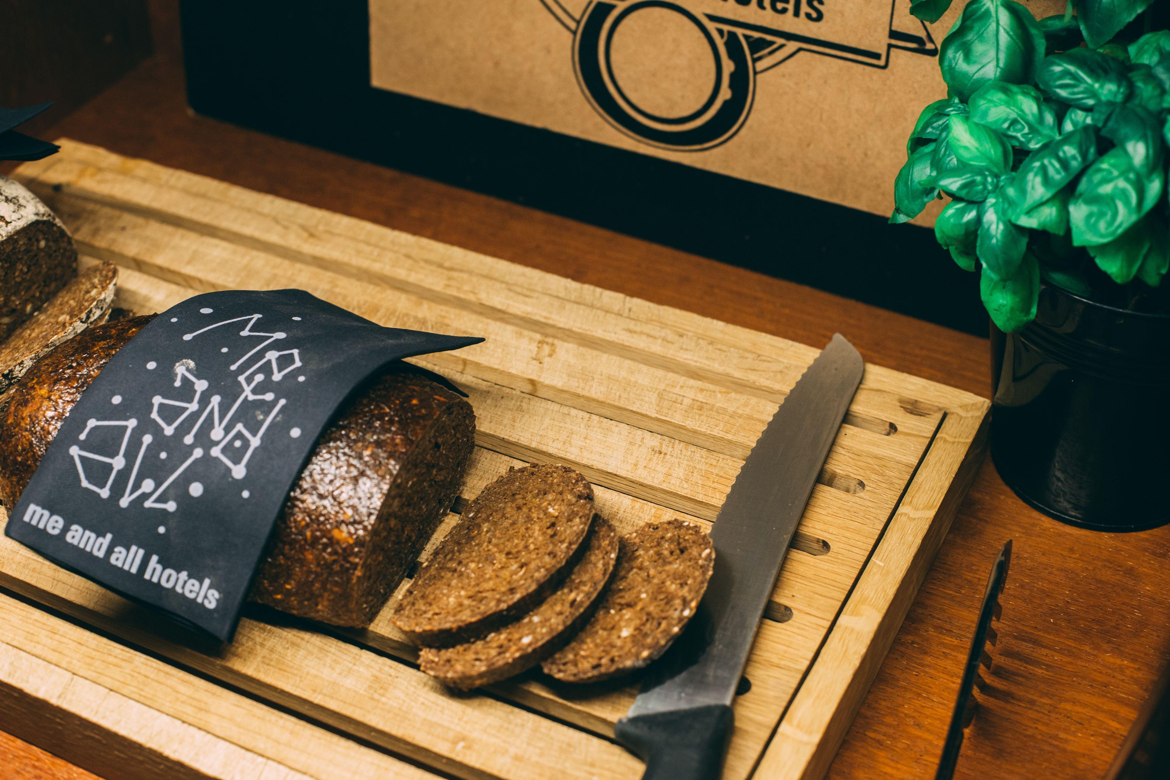 Me And Dusseldorf, By Hyatt 4*