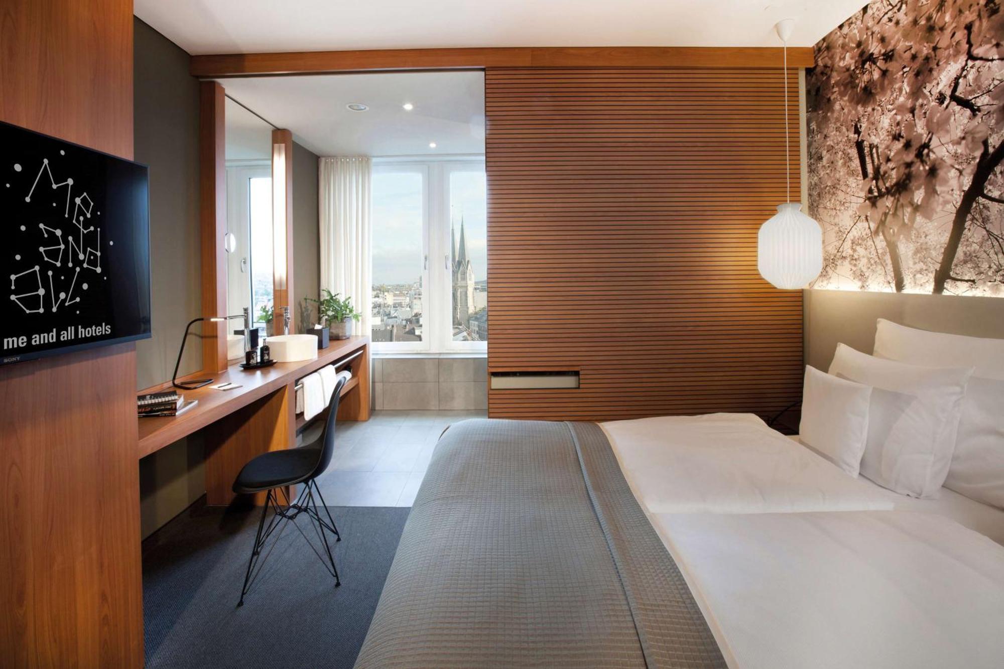 Me And Dusseldorf, By Hyatt Hotel