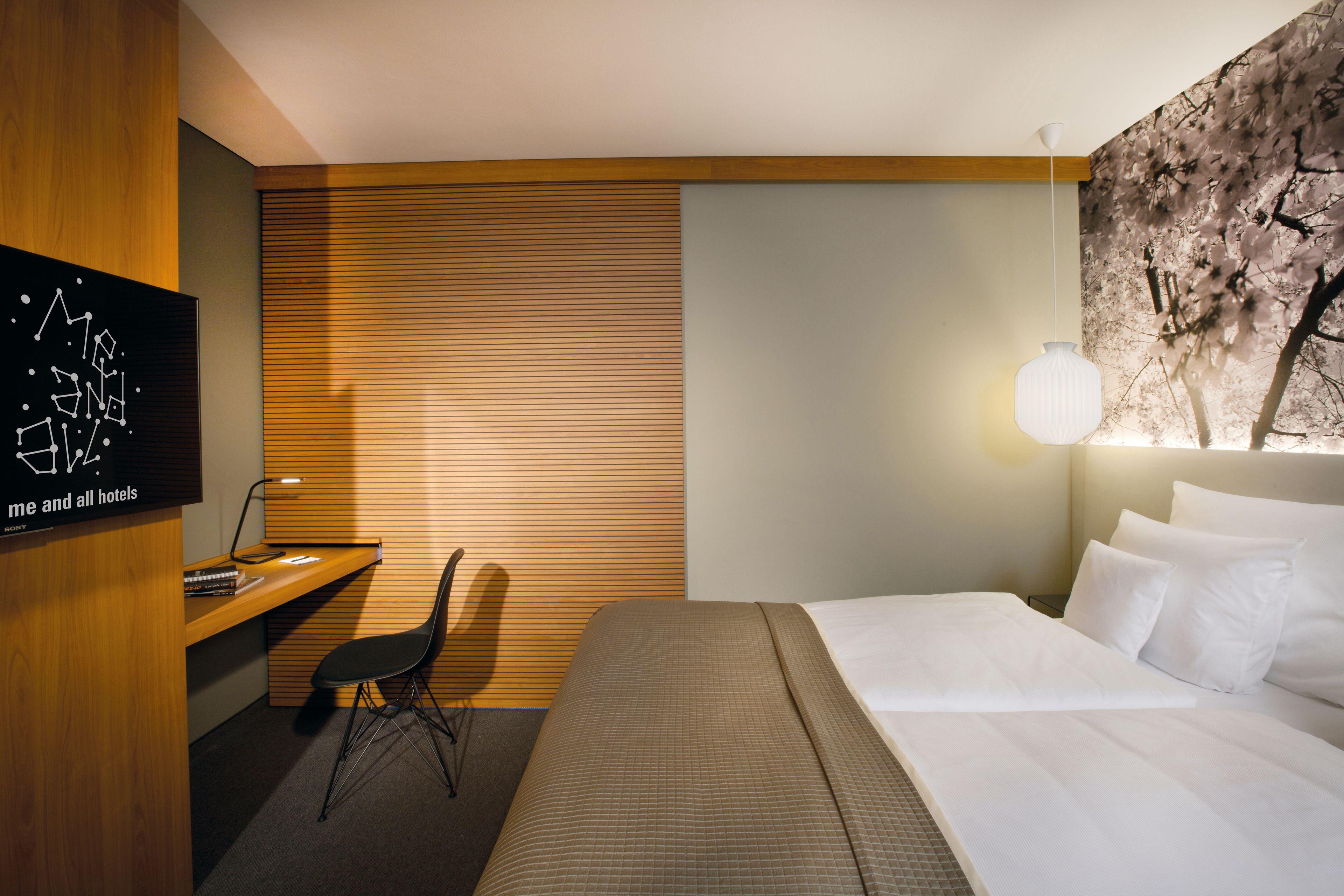 Me And Dusseldorf, By Hyatt Hotel