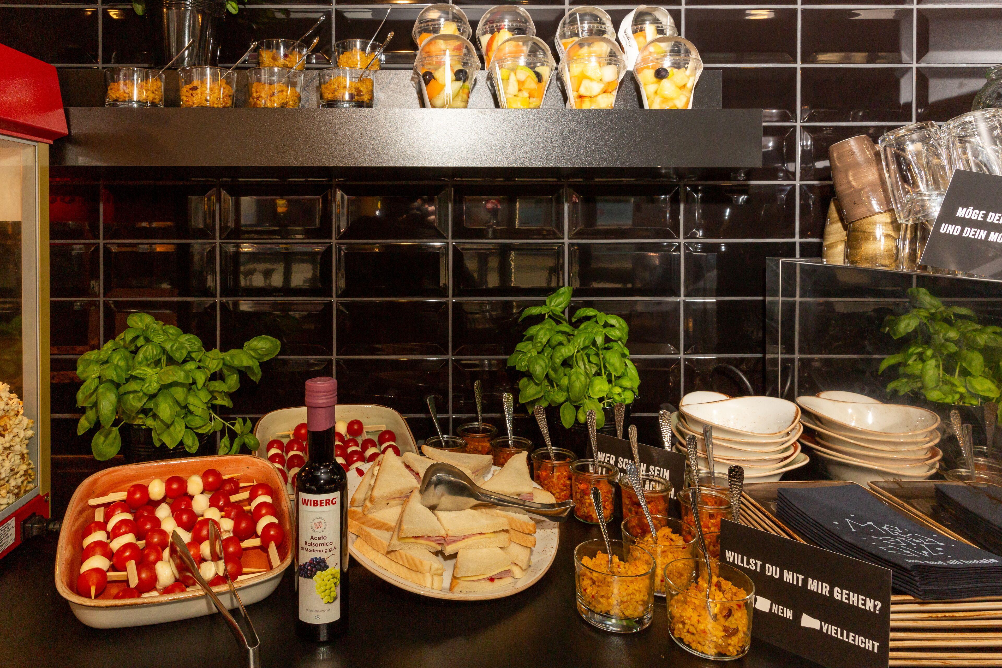 Hotel Me And Dusseldorf, By Hyatt